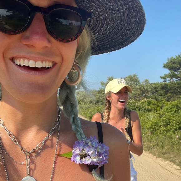 Meet your Posher, Susannah - Picture 1 of 1